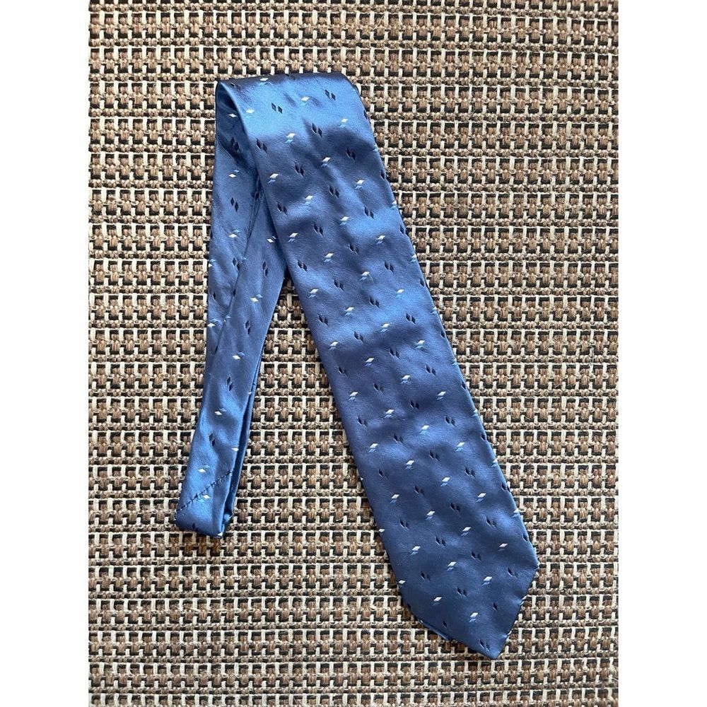 2/$25⚡️🆕 Today’s Man Blue 100% Silk Necktie 👔